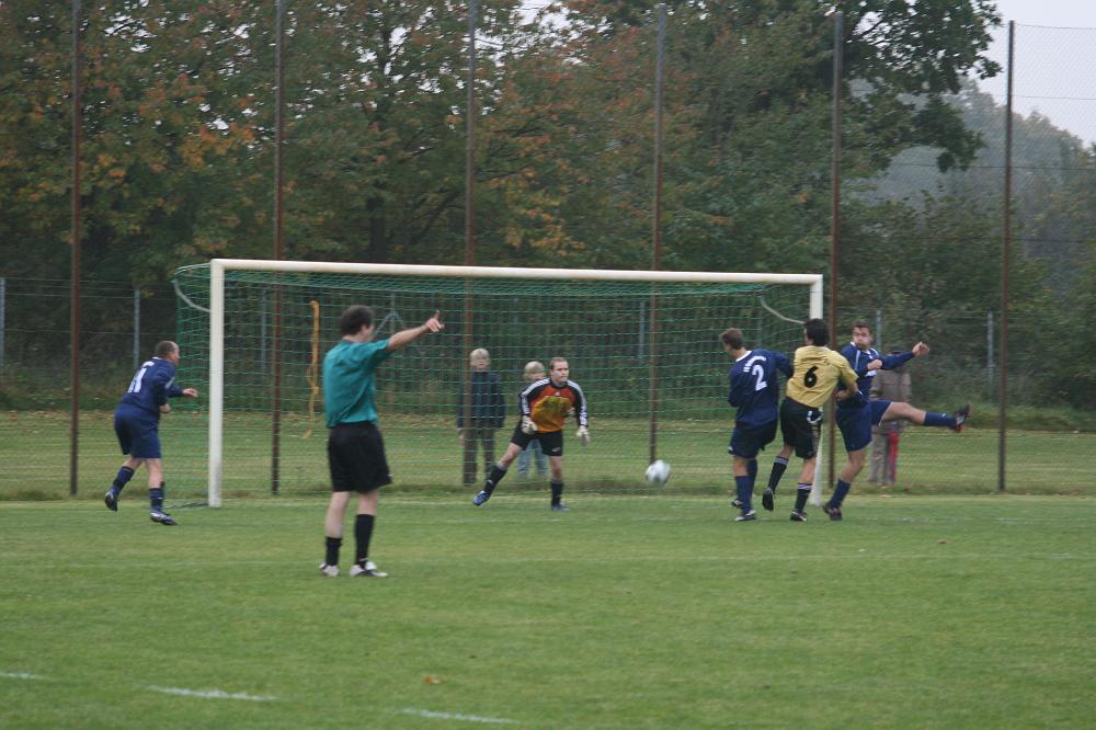 FC Scharbeutz - SSV 2. Herren 3-2 040.jpg